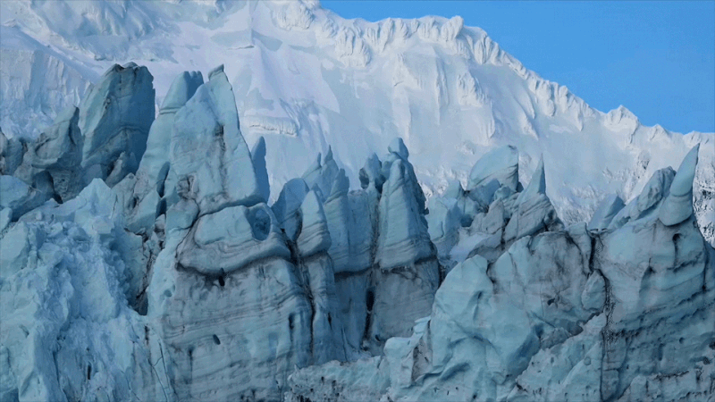 Lindblad-Expeditions-Antarctica-Ice Andrew Studer