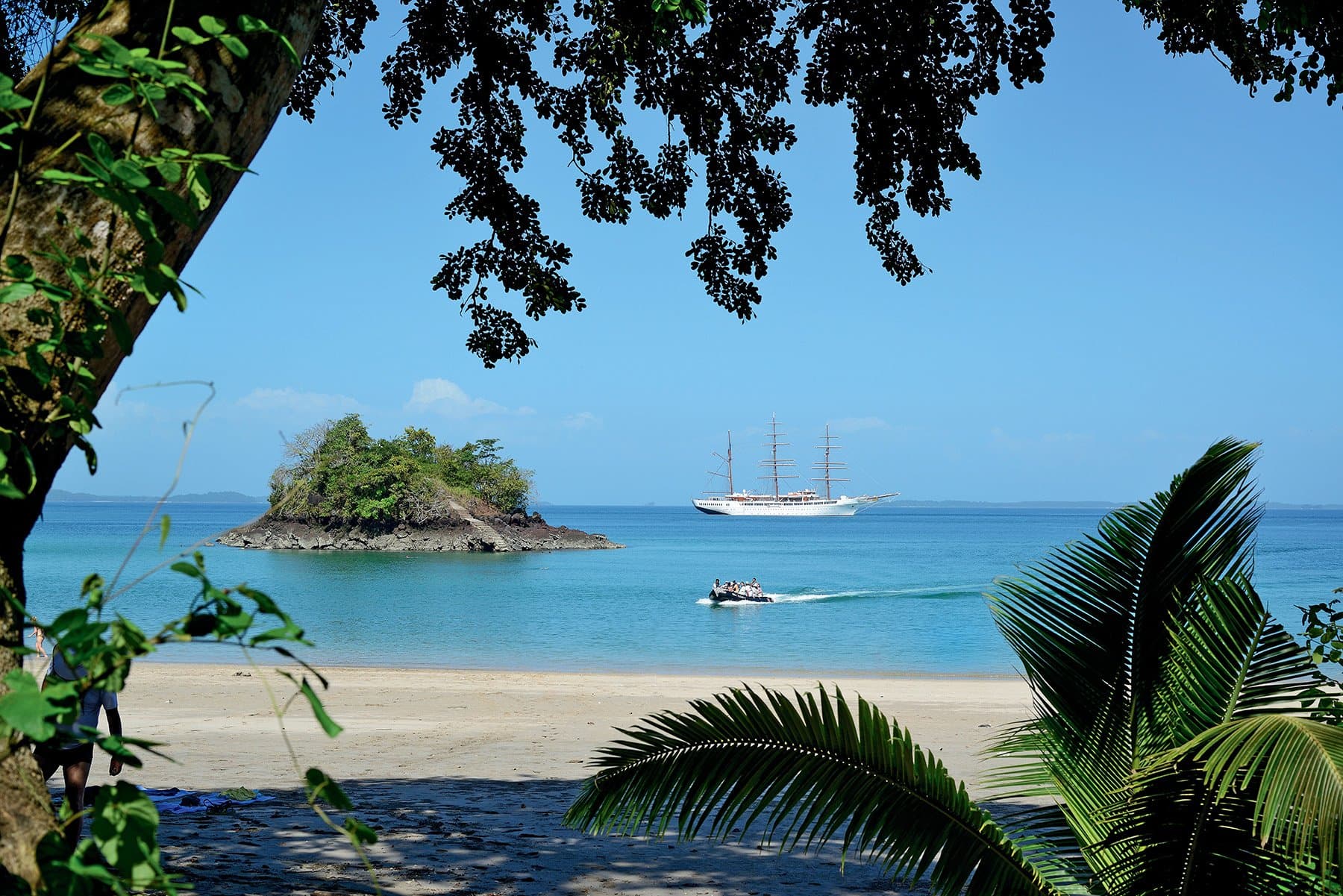 02_Large RGB-LEX-Ship Sea Cloud II Exterior 00025.jpg
