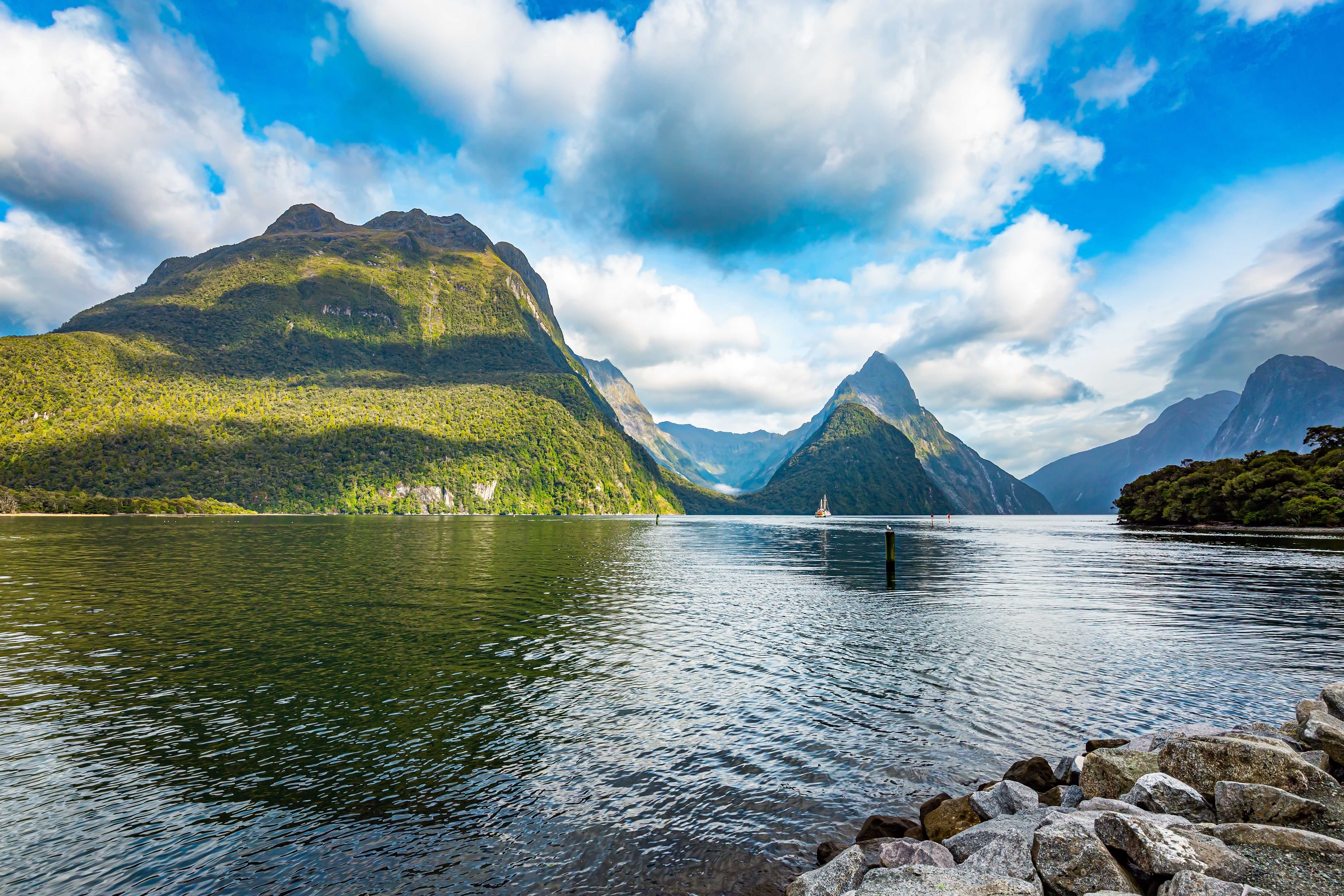 Get To Know Fiordland National Park New Zealands Natural Paradise