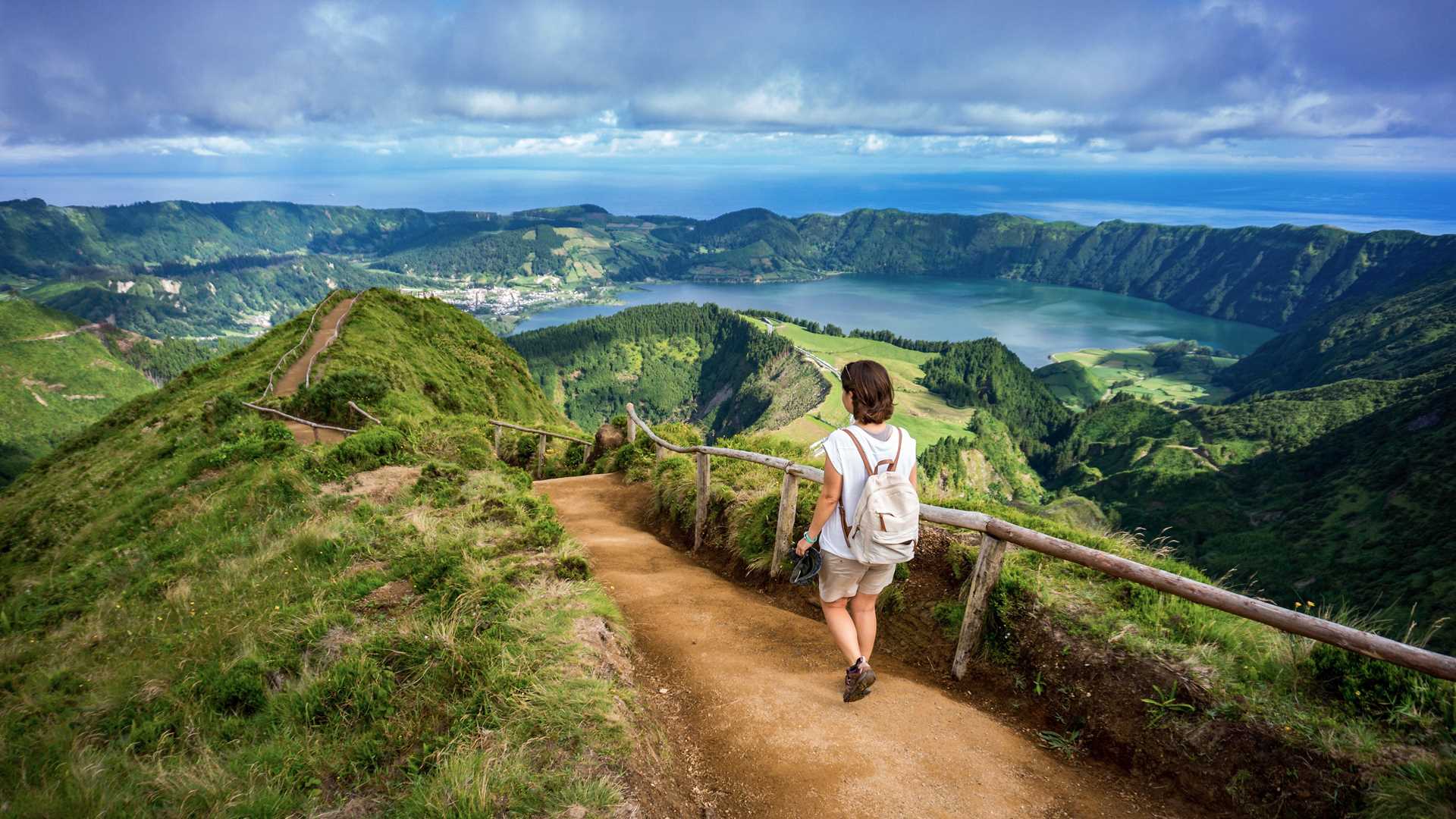 Large RGB-LEX-Portugal Azores Sao Miguel Island shutterstock 1399393955.jpg